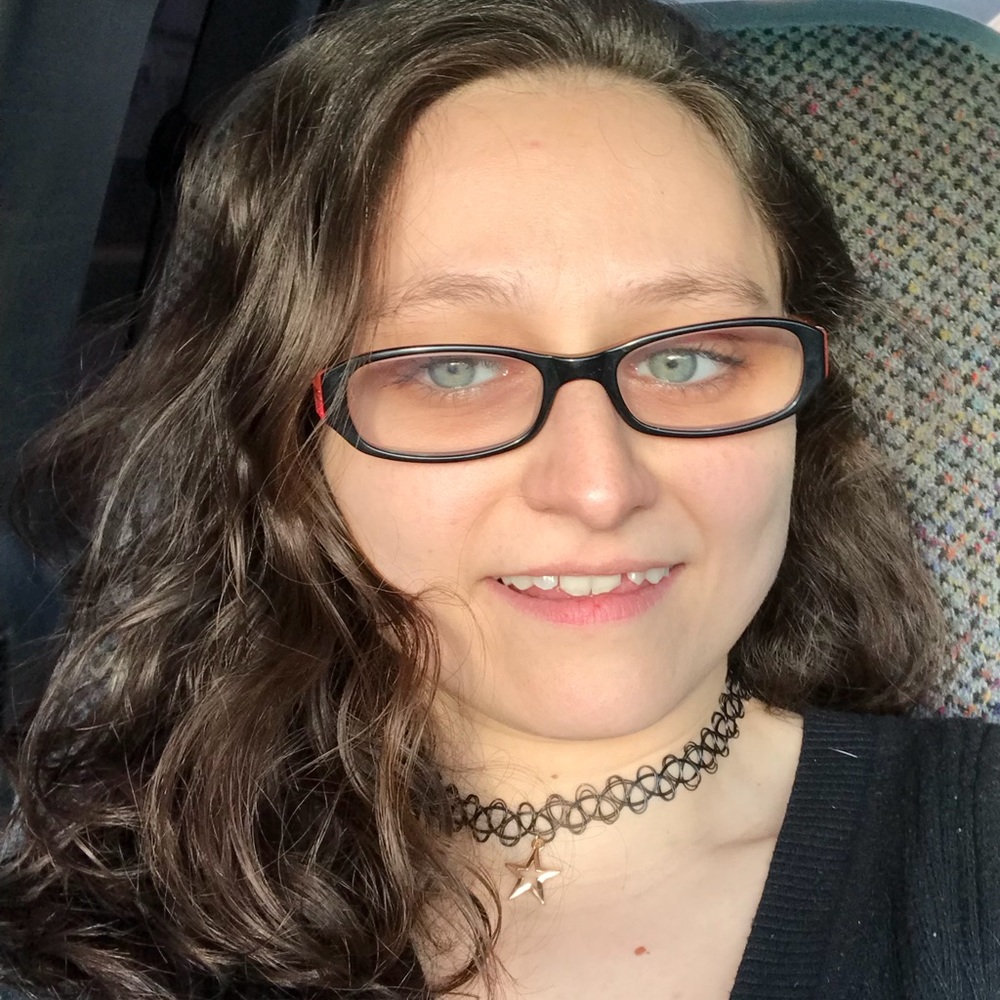 Meet your Posher, Amy